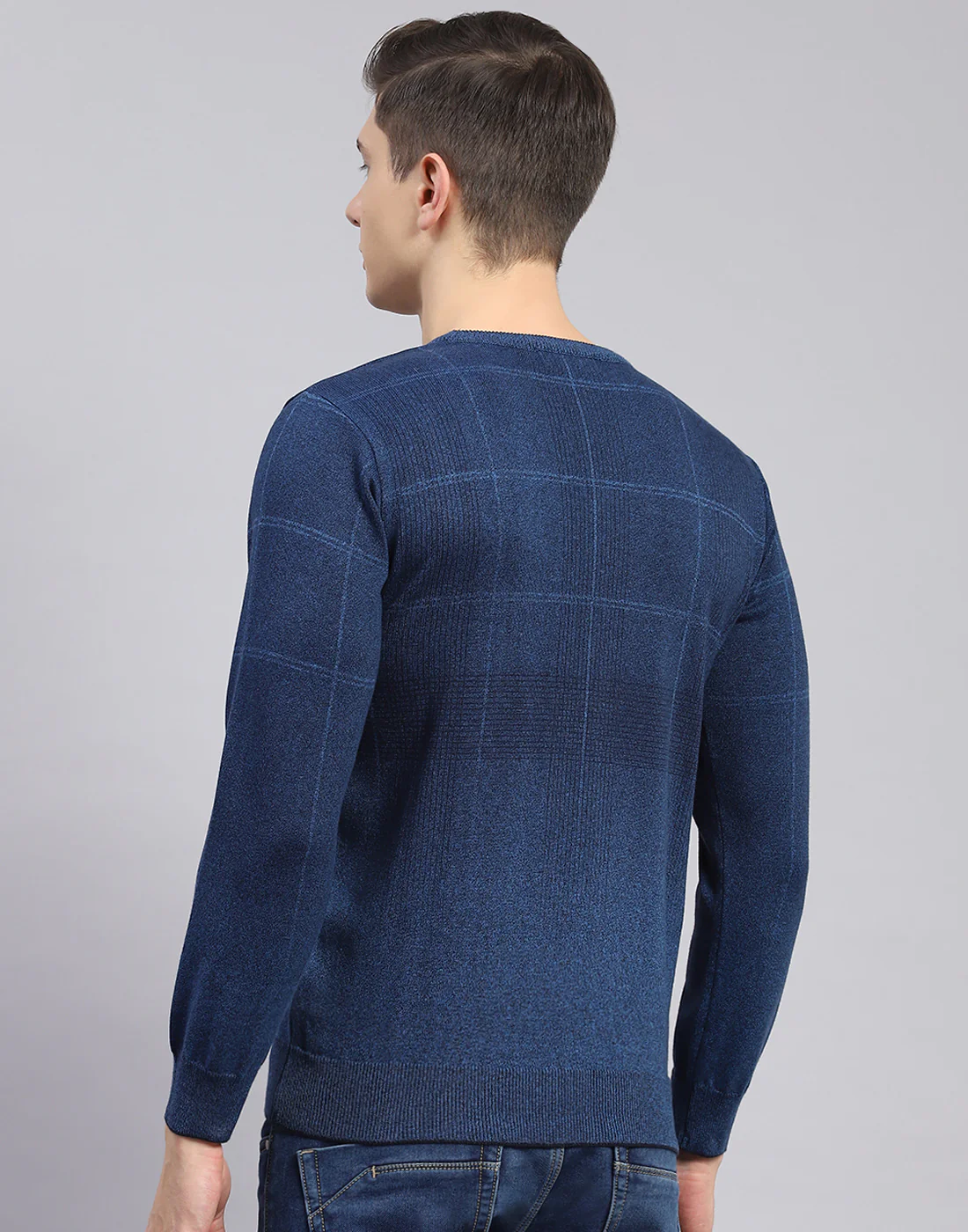 Men Blue Solid Round Neck Full Sleeve Sweater - Image 6