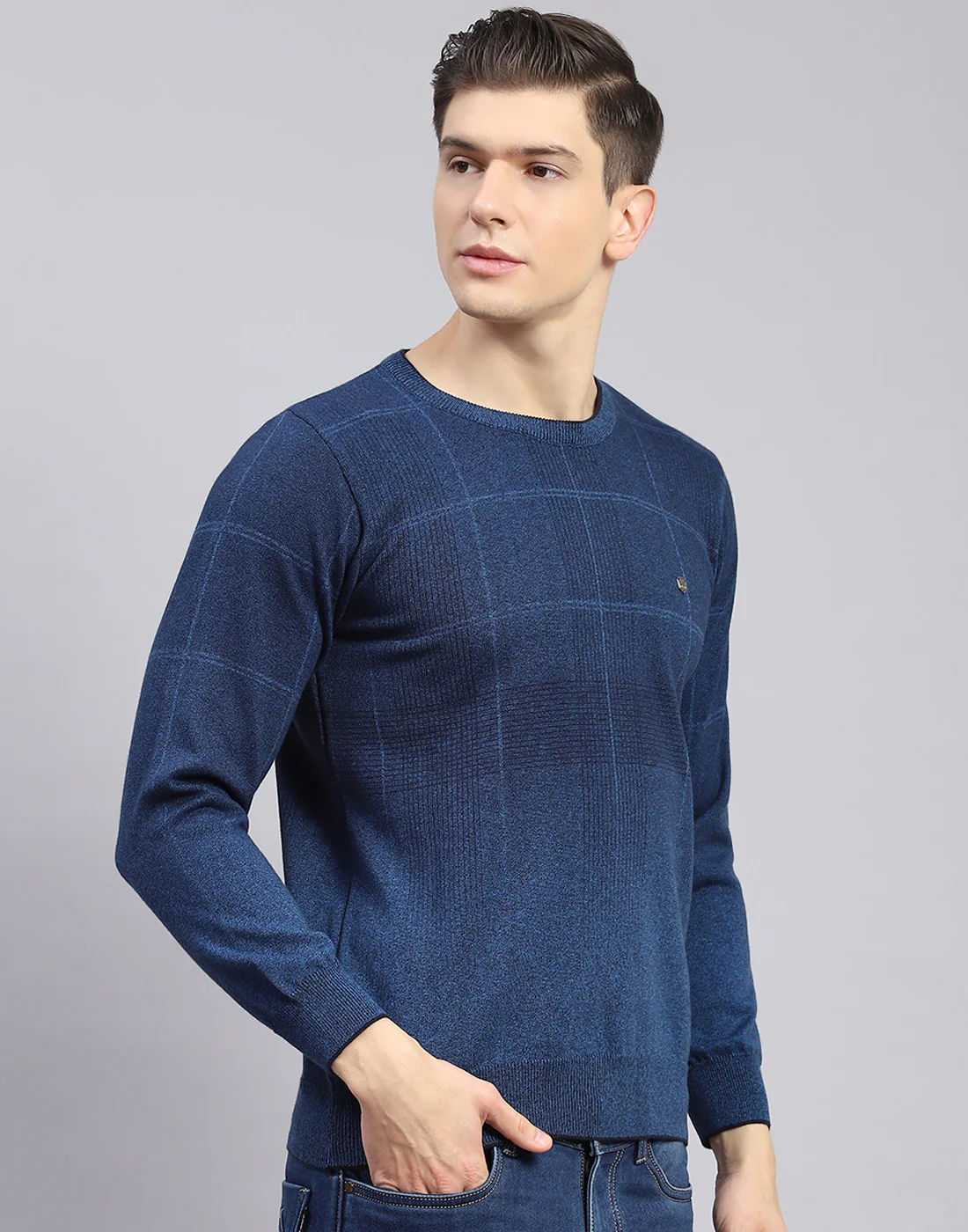 Men Blue Solid Round Neck Full Sleeve Sweater - Image 7