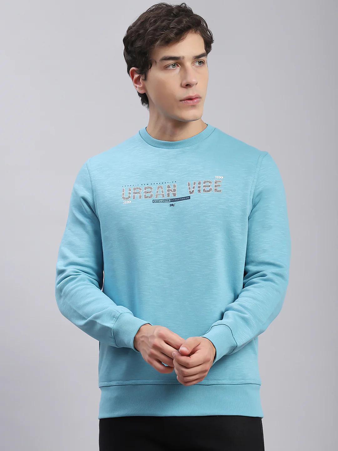 Men Blue Solid Round Neck Full Sleeve Sweatshirts - Image 2