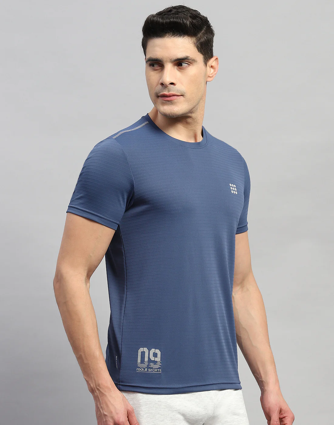 Rock.it Men Blue Solid Round Neck Half Sleeve T-Shirt - Image 4