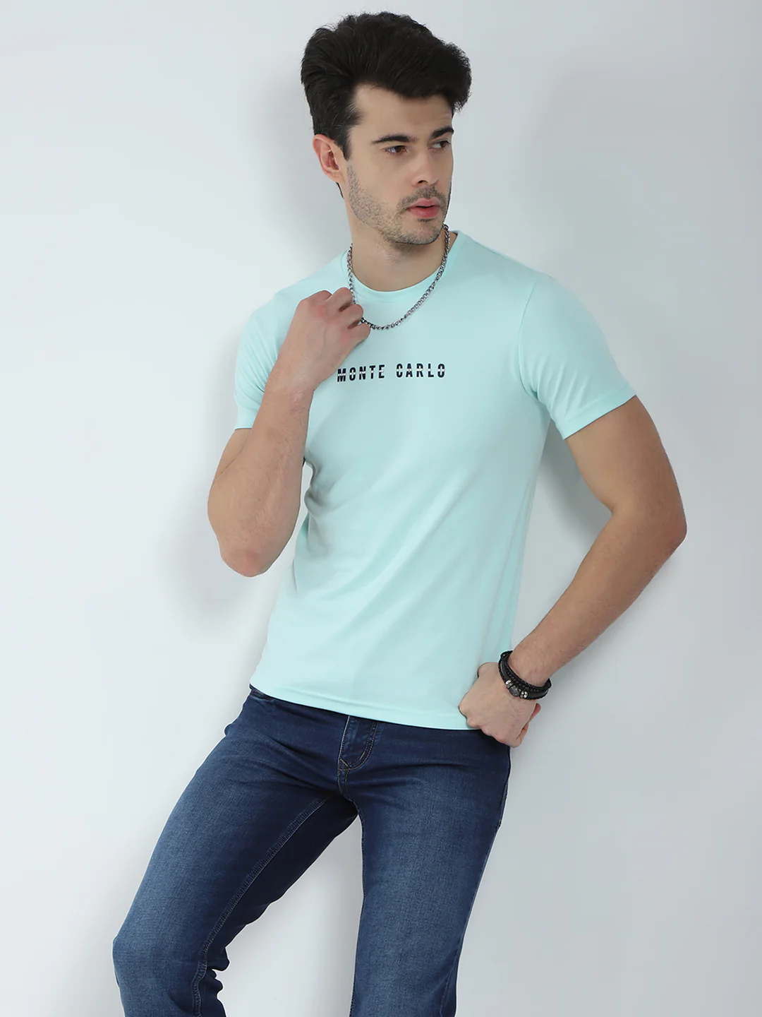 Men Blue Solid Round Neck Half Sleeve T-Shirt - Image 6