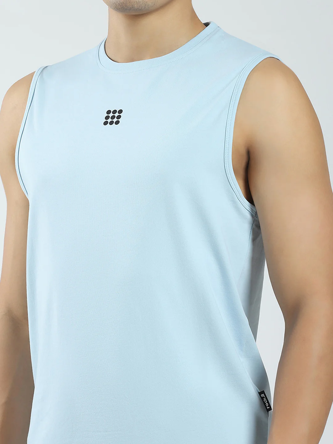 Rock.it Men Blue Solid Round Neck Sleeveless T-Shirt - Image 7