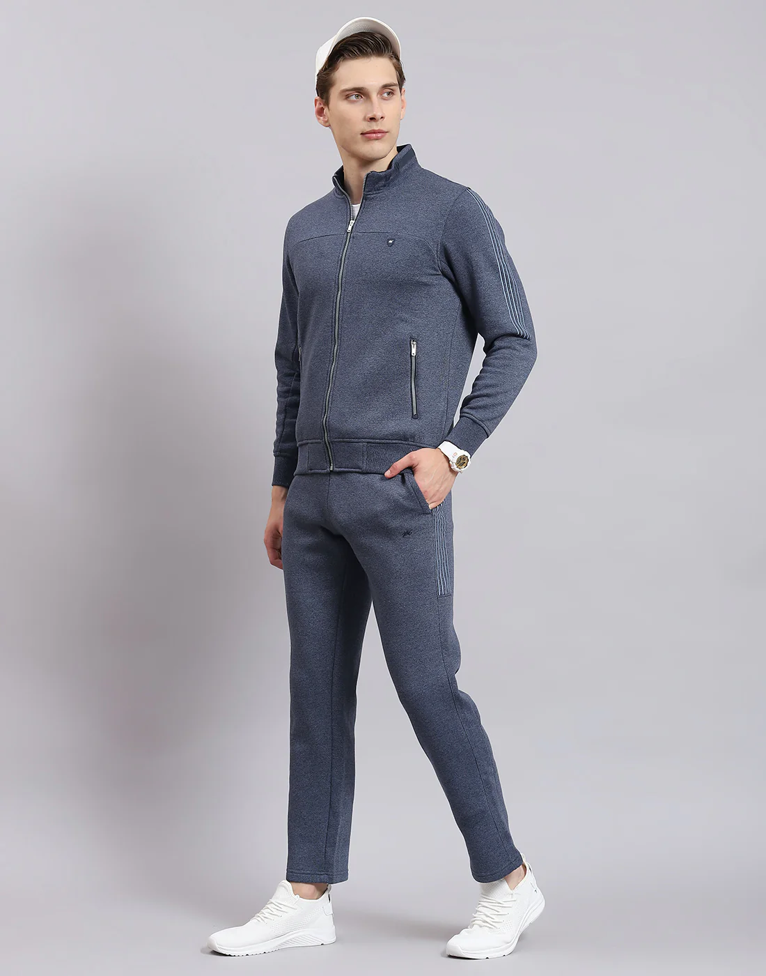 Men Blue Solid Stand Collar Full Sleeve Tracksuit - Image 3