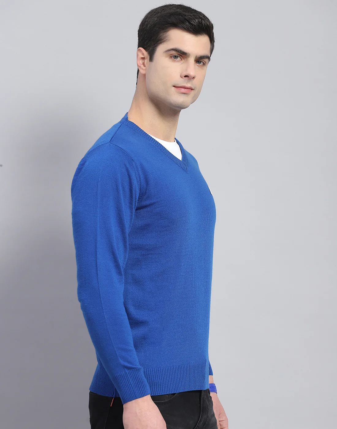 Men Blue Solid V Neck Full Sleeve Pullover - Image 5