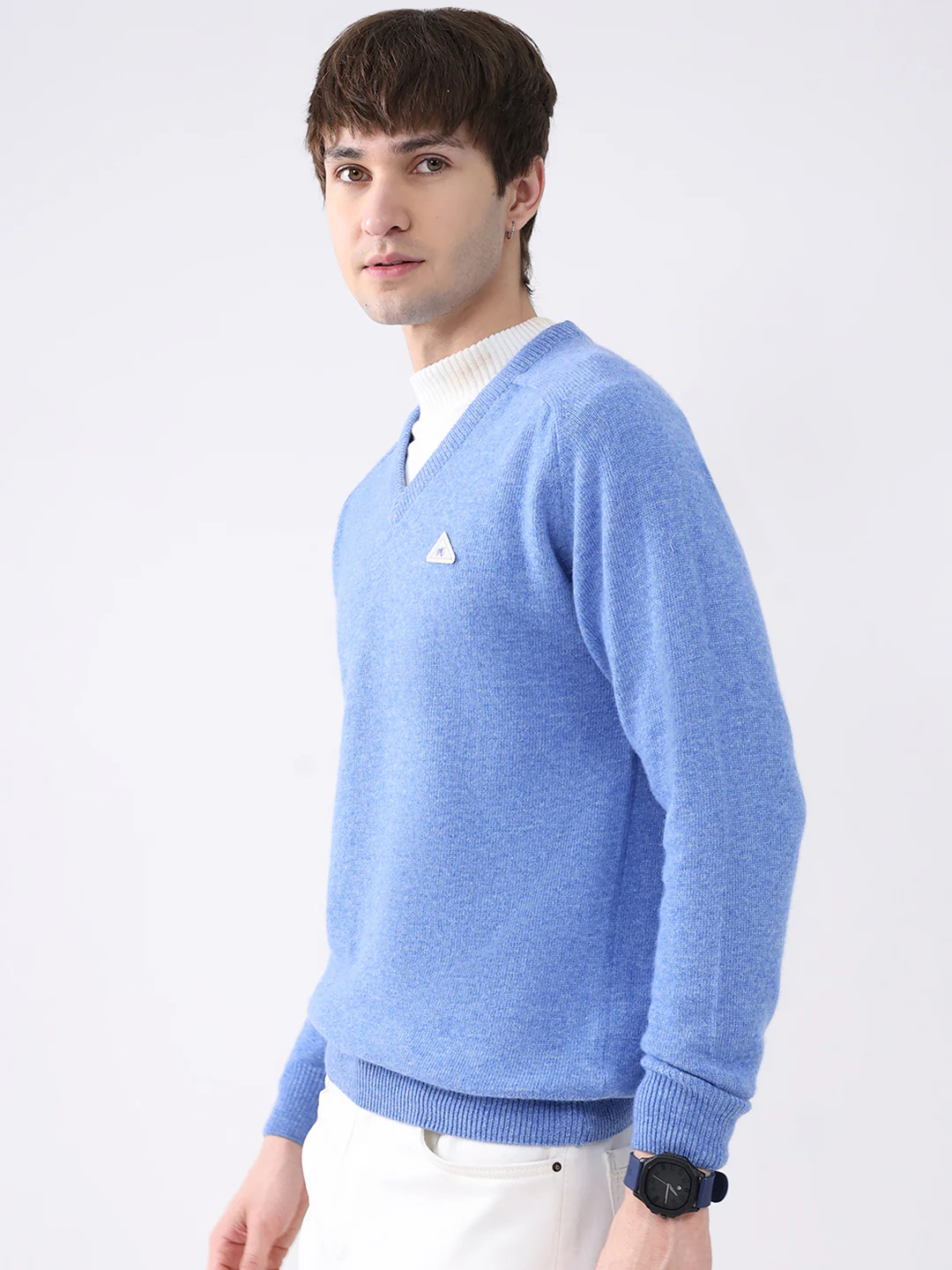 Men Blue Solid V Neck Full Sleeve Pullover - Image 3