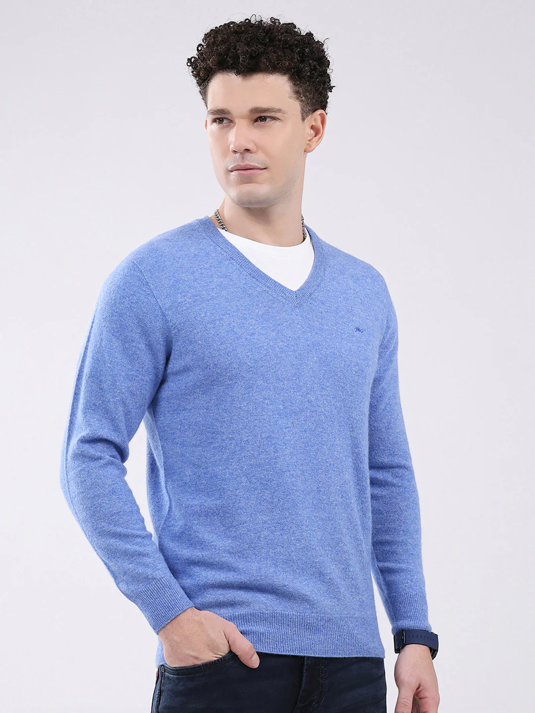 Men Blue Solid V Neck Full Sleeve Pullover - Image 4