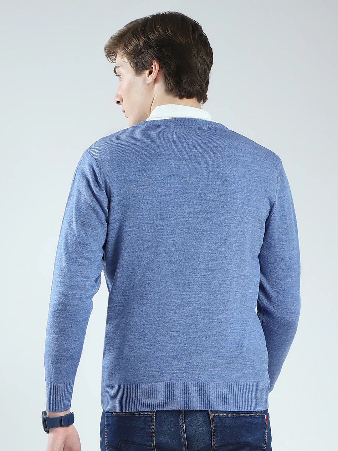 Men Blue Solid V Neck Full Sleeve Pullover - Image 5