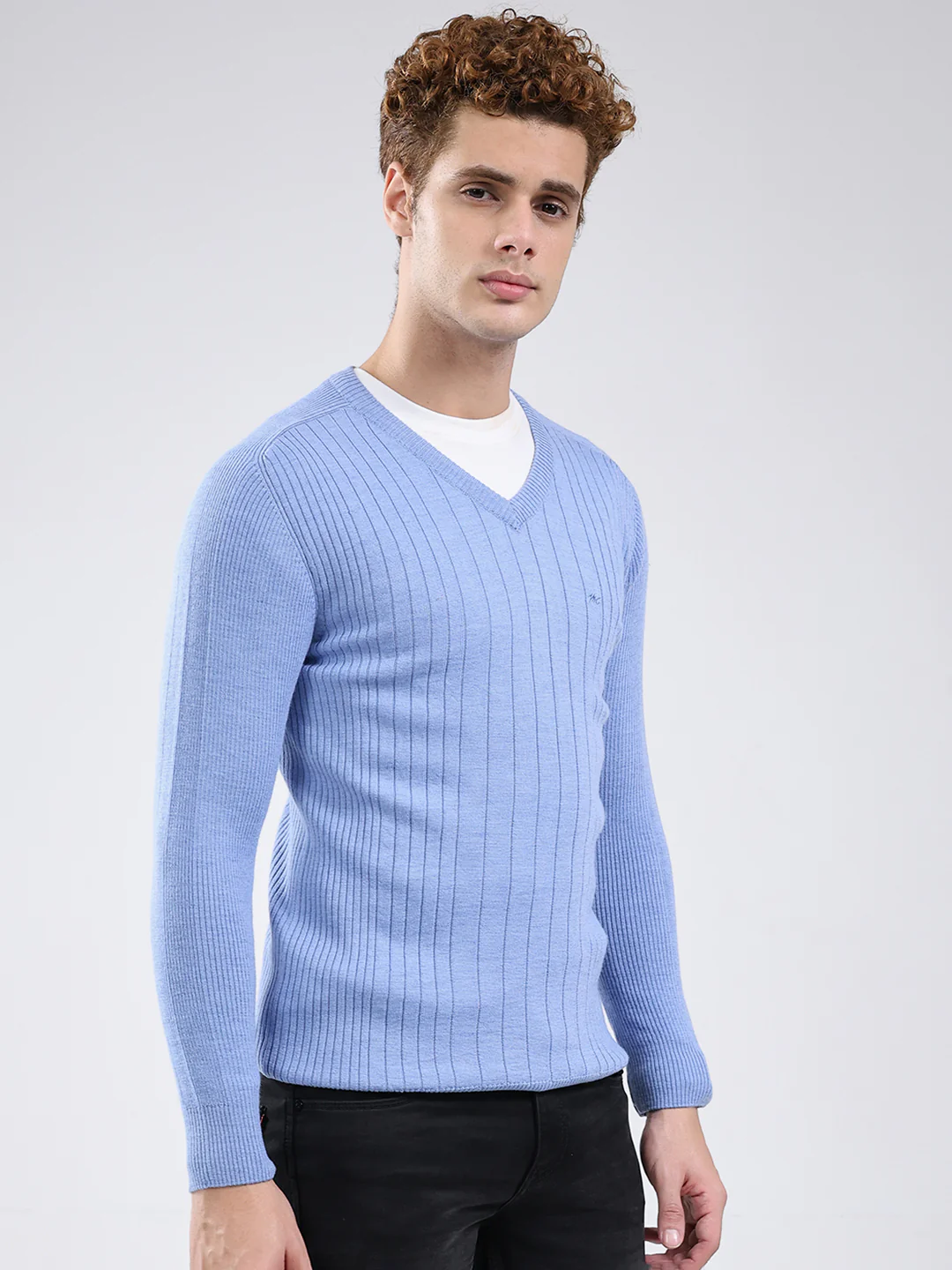 Men Blue Solid V Neck Full Sleeve Pullover - Image 4