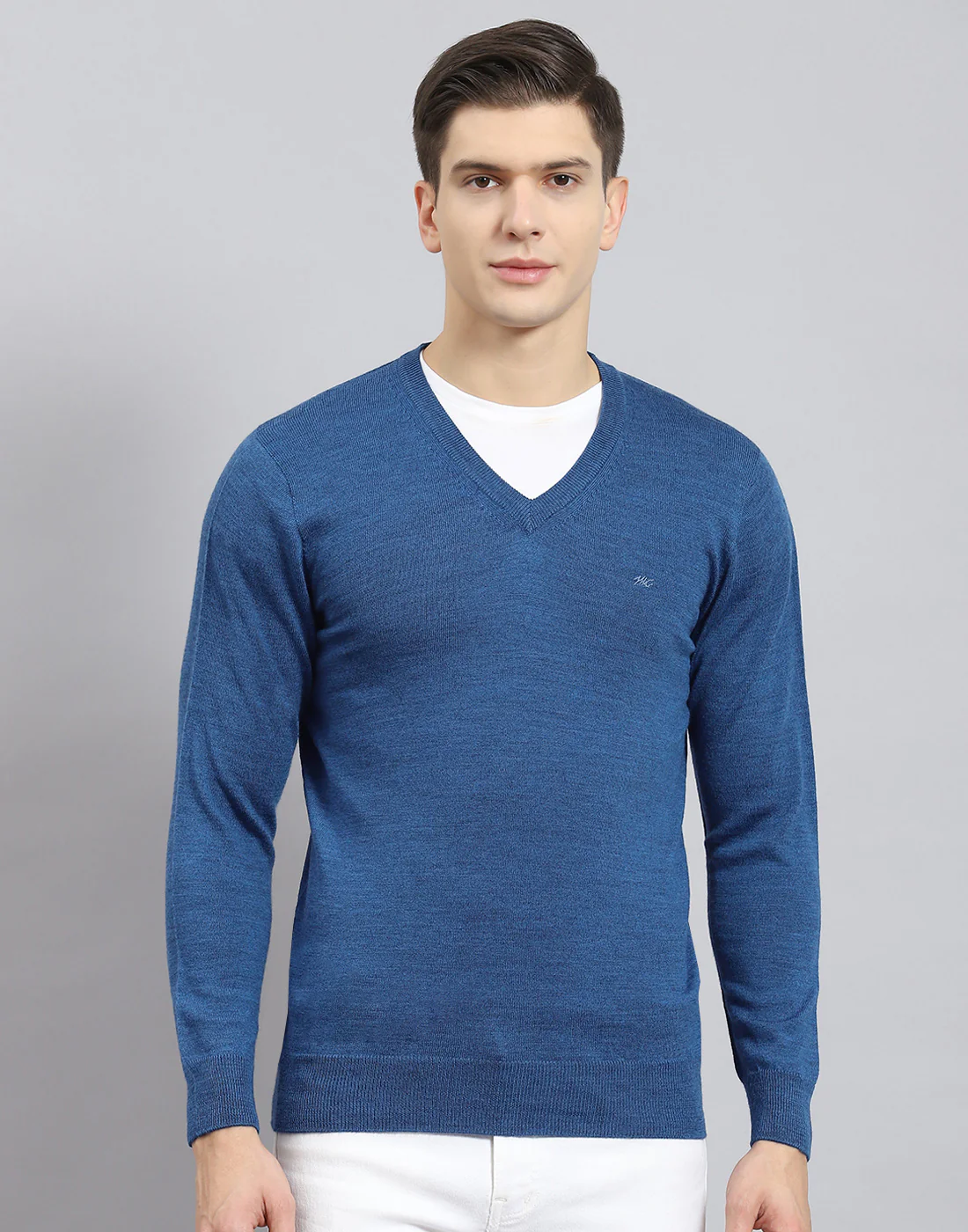 Men Blue Solid V Neck Full Sleeve Sweater - Image 3