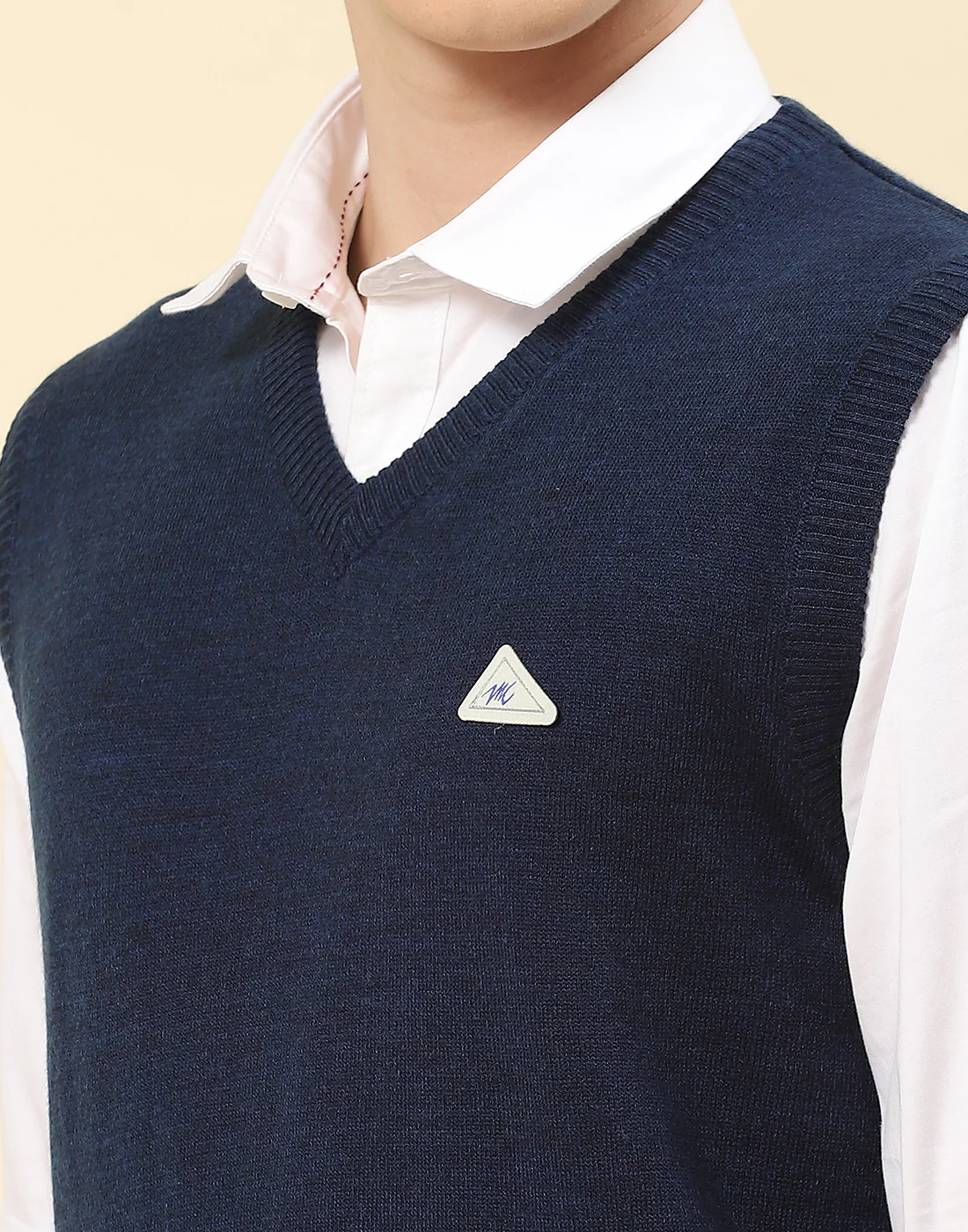 Men Blue Solid V Neck Sleeveless Sweater - Image 6