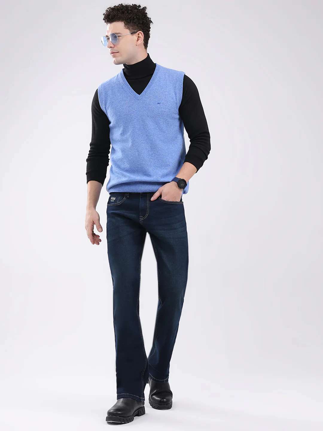 Men Blue Solid V Neck Sleeveless Sweater - Image 2
