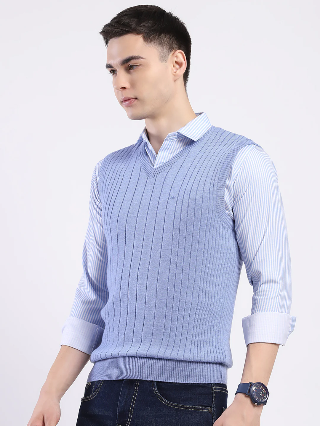 Men Blue Solid V Neck Sleeveless Sweater - Image 3