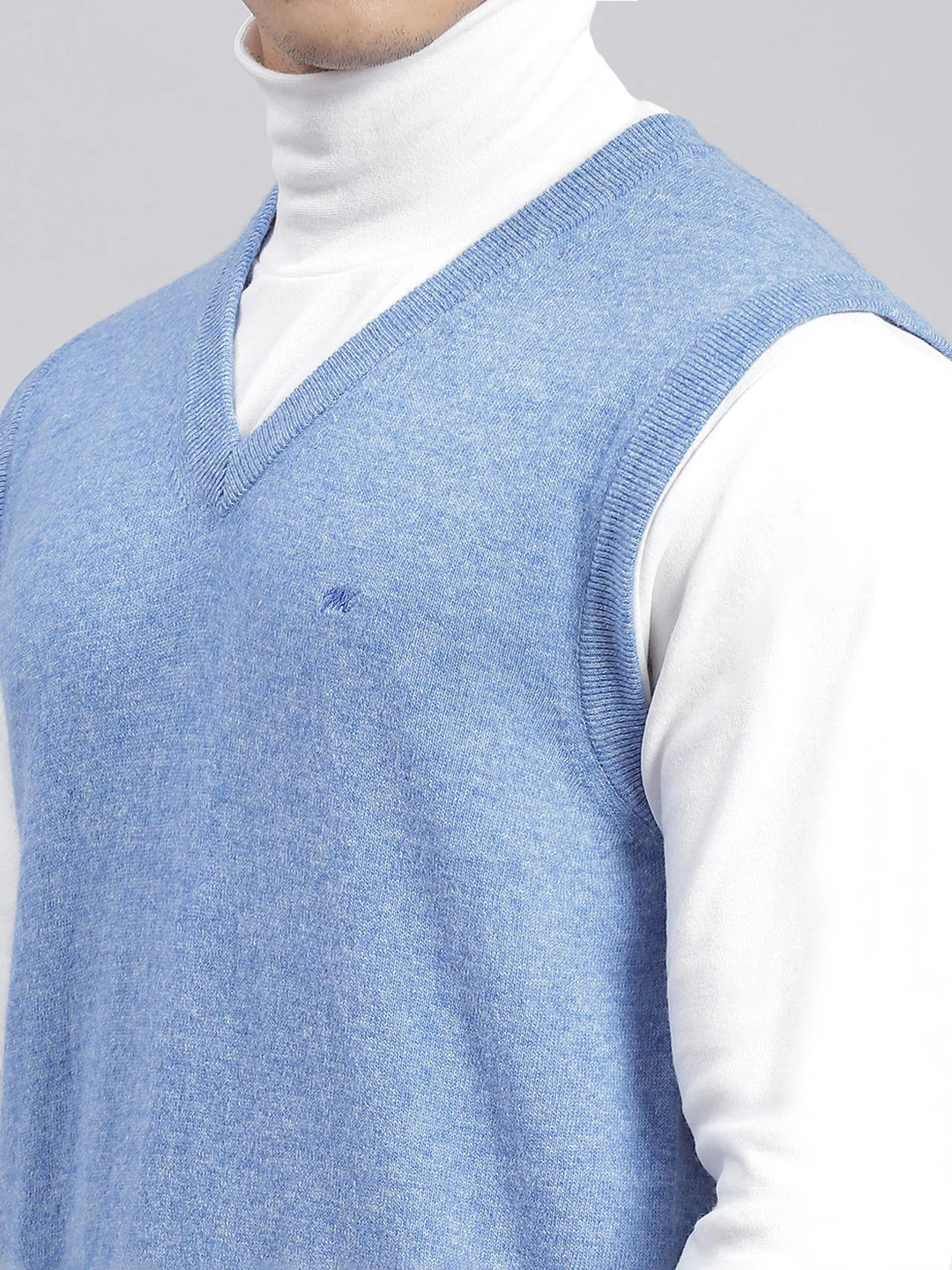 Men Blue Solid V Neck Sleeveless Sweaters/Pullovers - Image 6
