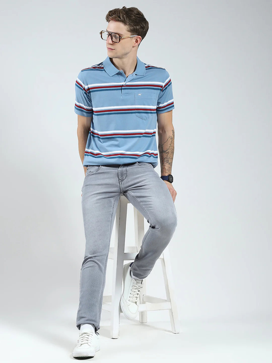 Men Blue Stripe Collar Half Sleeve T-Shirt - Image 2