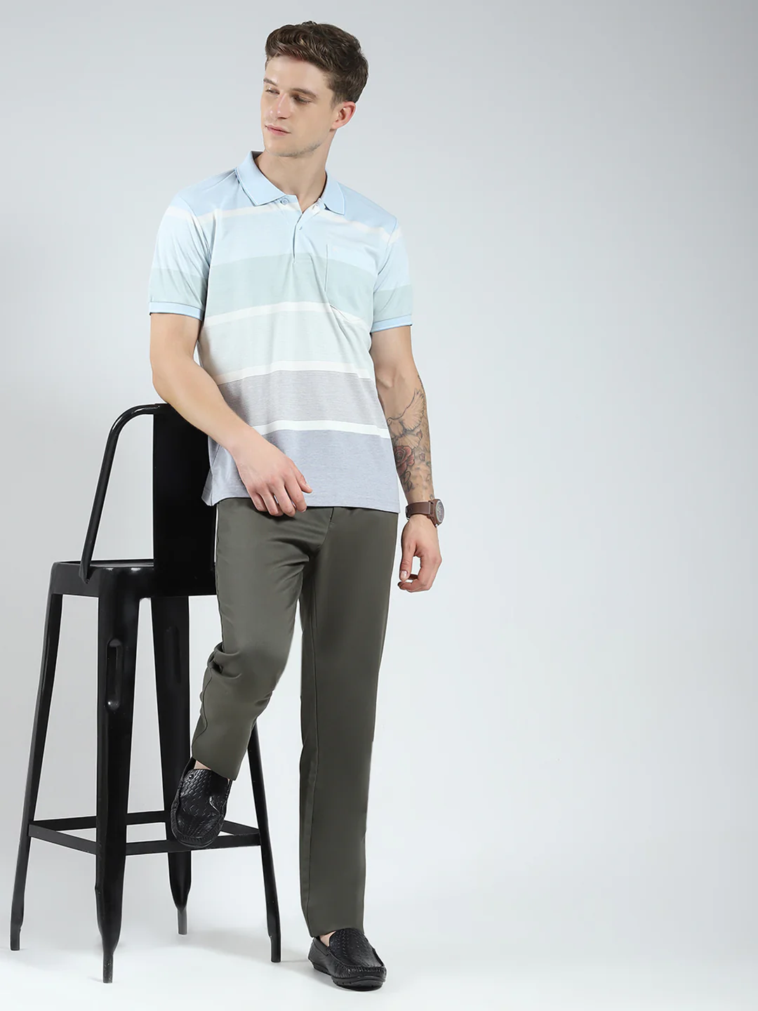 Men Blue Stripe Collar Half Sleeve T-Shirt - Image 2