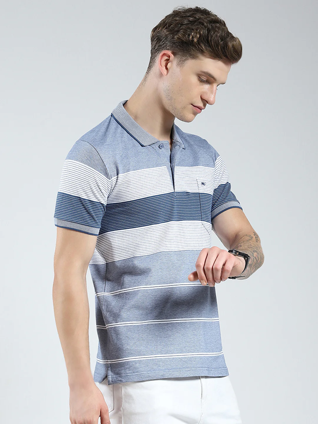 Men Blue Stripe Collar Half Sleeve T-Shirt - Image 4