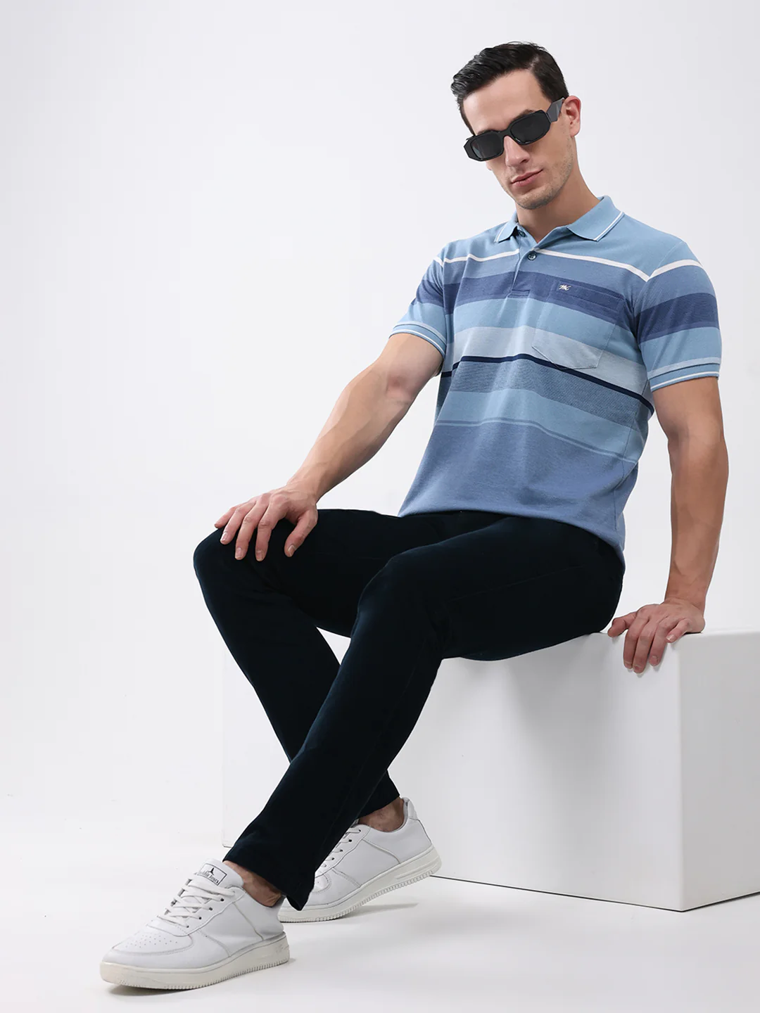 Men Blue Stripe Collar Half Sleeve T-Shirt - Image 2
