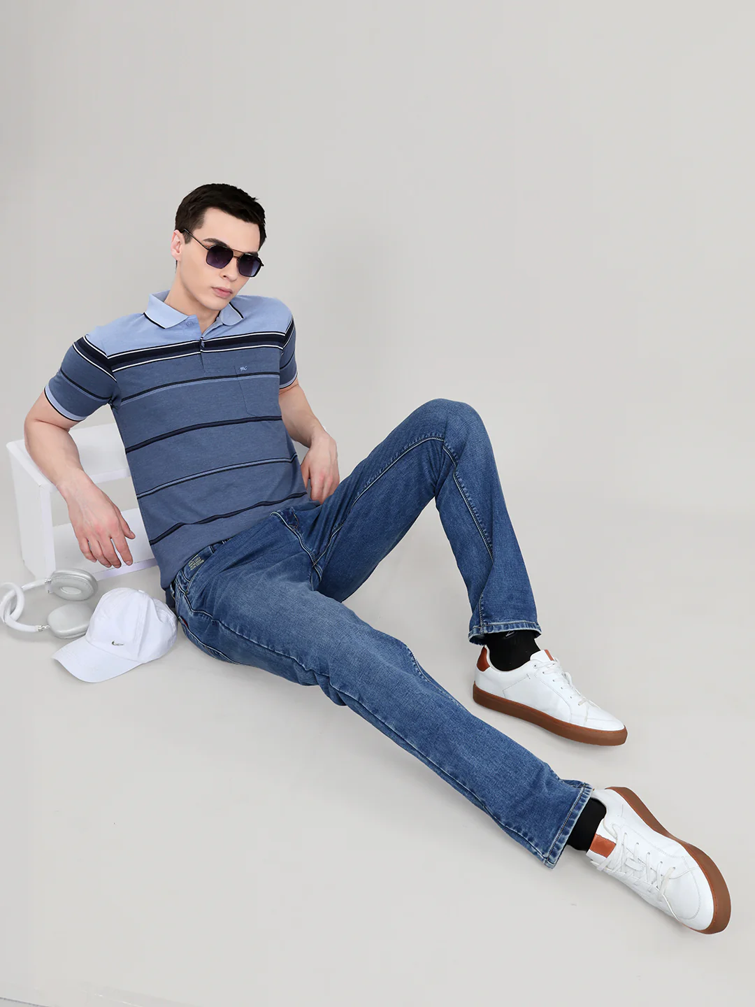 Men Blue Stripe Collar Half Sleeve T-Shirt - Image 6