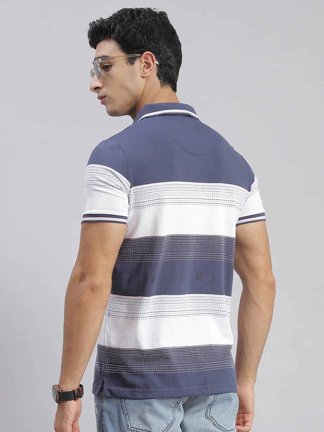 Men Blue Stripe Collar Half Sleeve T-Shirts - Image 5