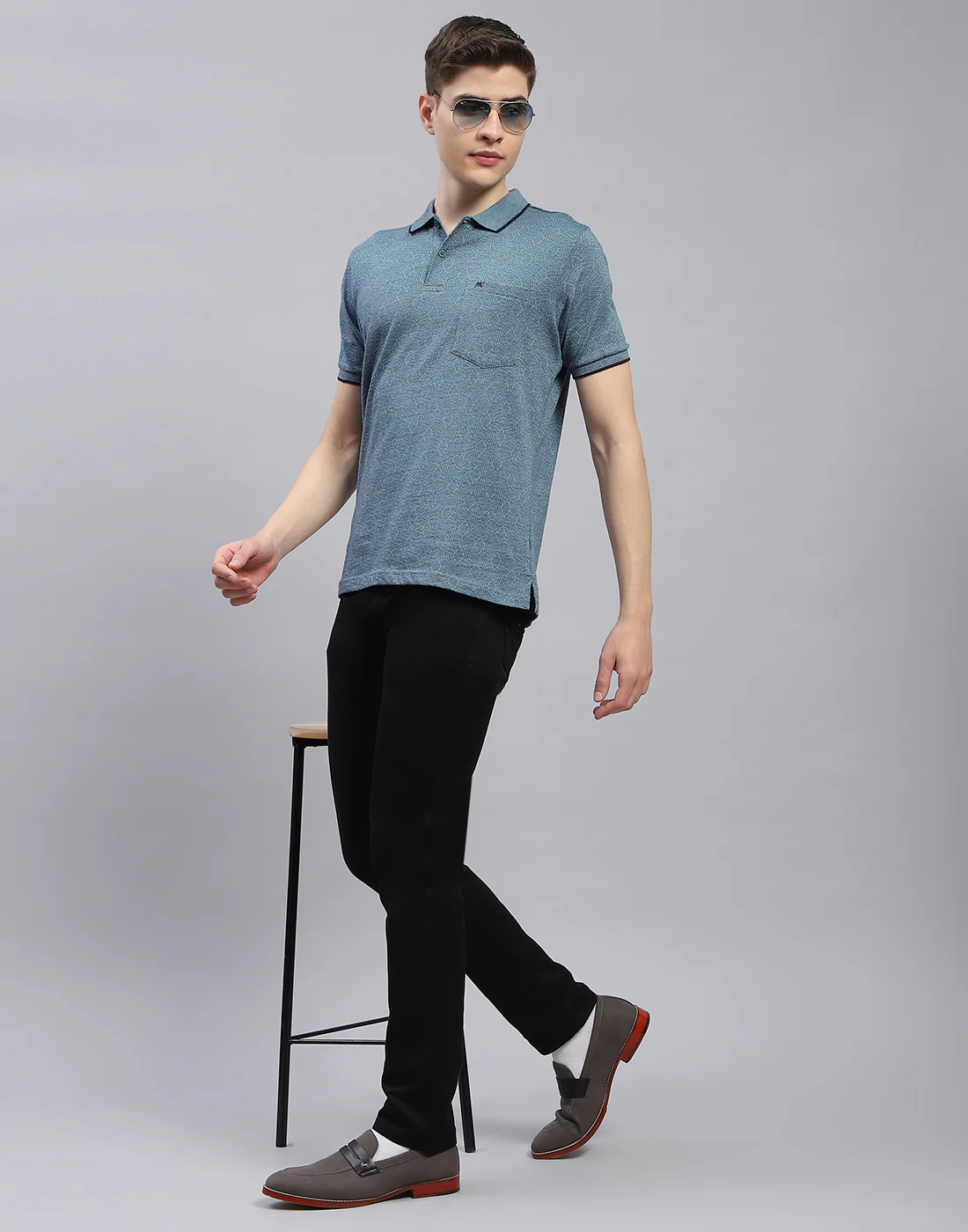 Men Blue Stripe Polo Collar Half Sleeve T-Shirt - Image 2