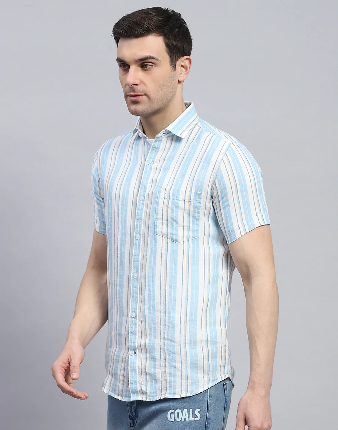Men Blue Stripe Spread Collar Half Sleeve Linen Shirt - Image 4