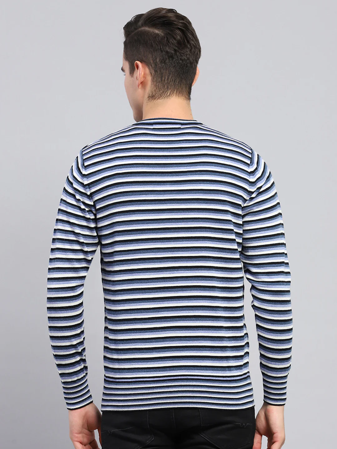 Men Blue Stripe V Neck Full Sleeve Pullover - Image 5