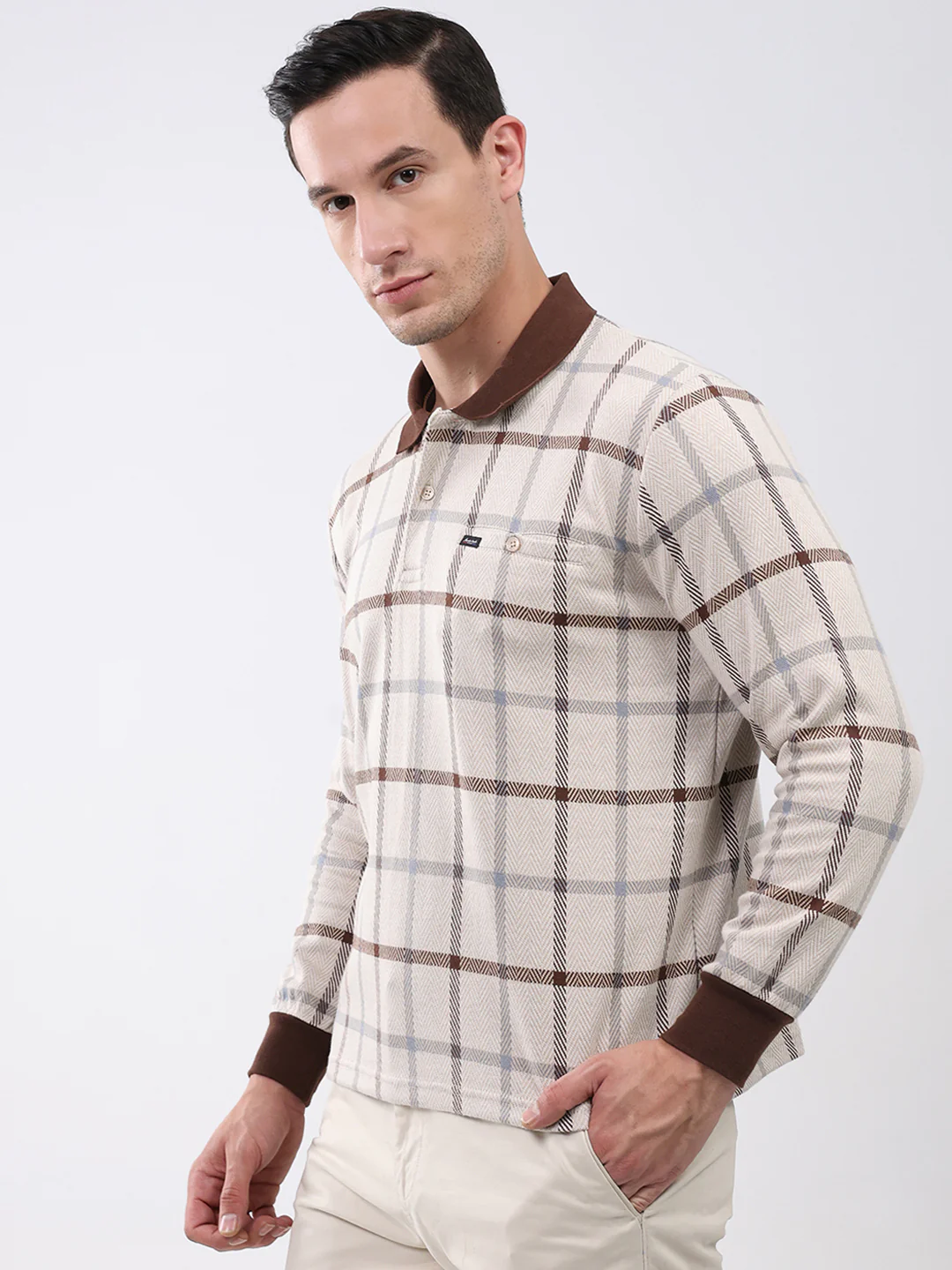 Men Brown Abstract Collar Full Sleeve Winter T-Shirt - Image 3