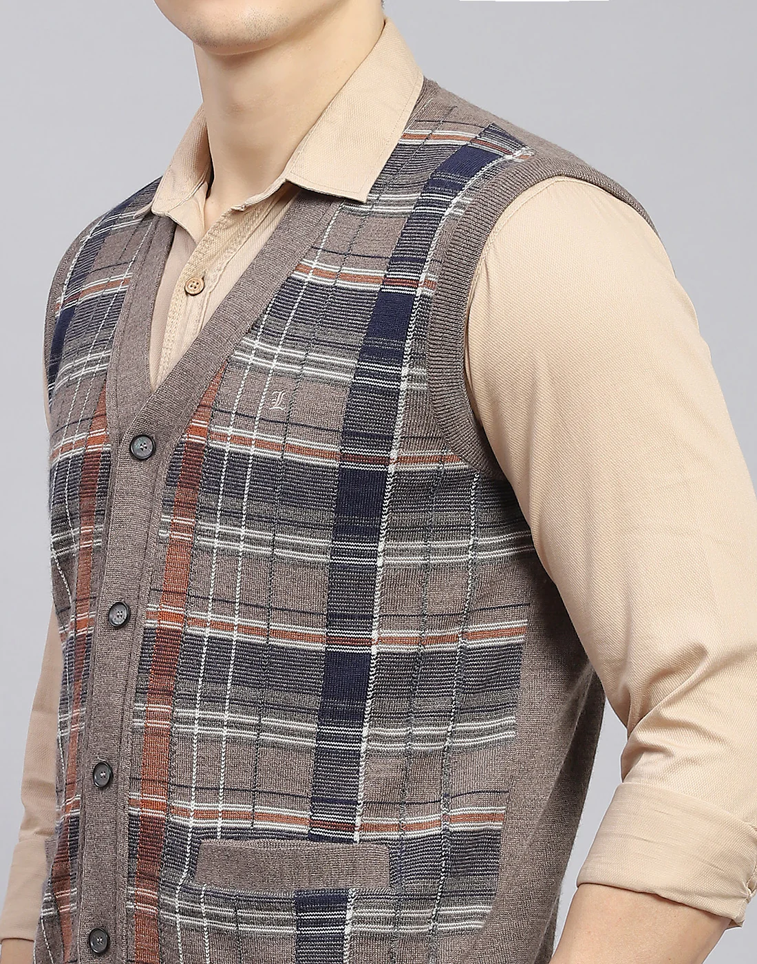 Men Brown Check V Neck Sleeveless Sweater - Image 7