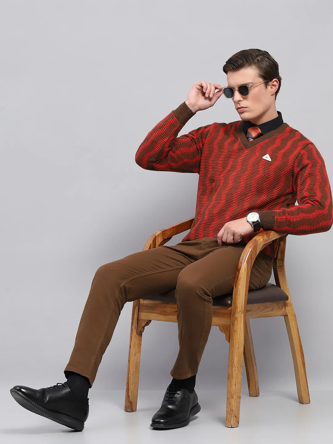 Men Brown Self Design V Neck Full Sleeve Pullover - Image 2