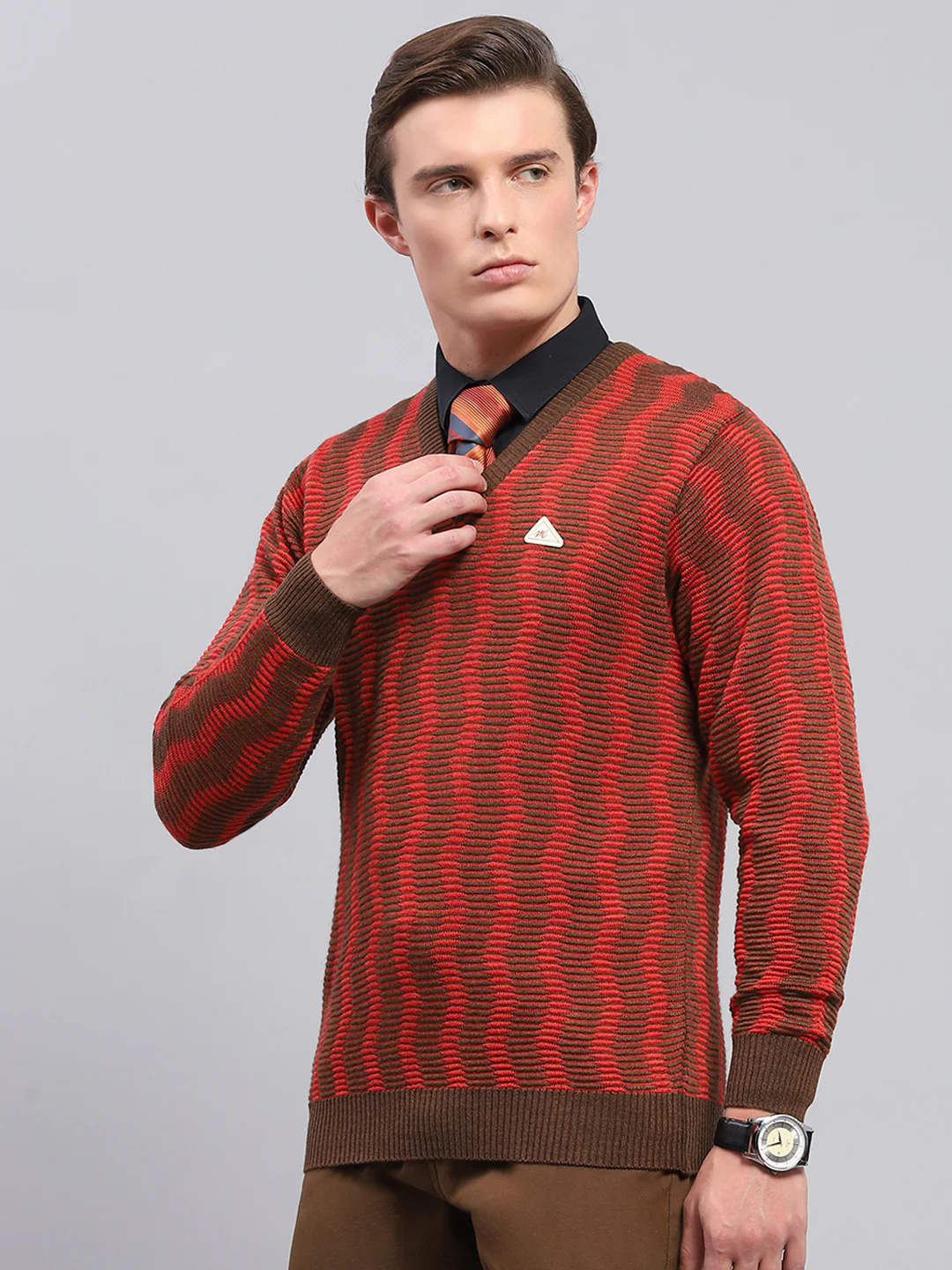 Men Brown Self Design V Neck Full Sleeve Pullover - Image 3