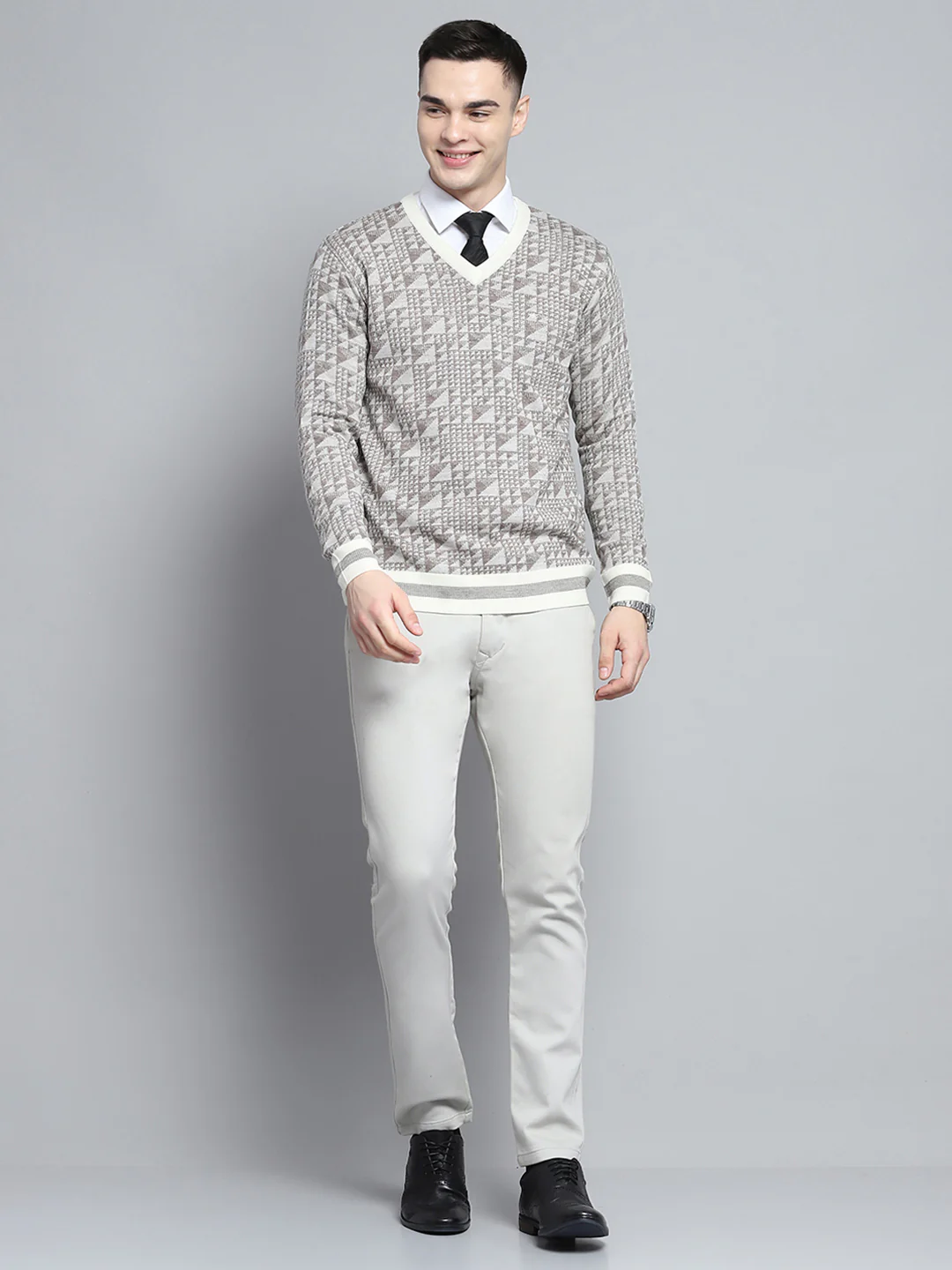 Men Brown Self Design V Neck Full Sleeve Pullover - Image 2