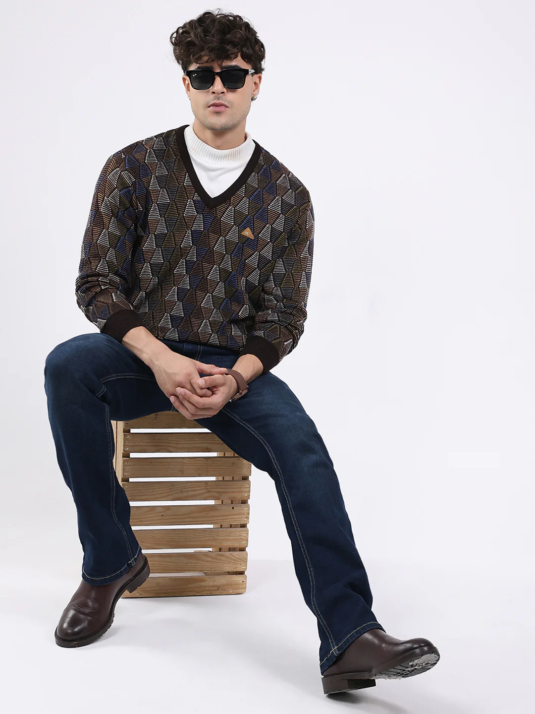 Men Brown Self Design V Neck Full Sleeve Pullover - Image 2