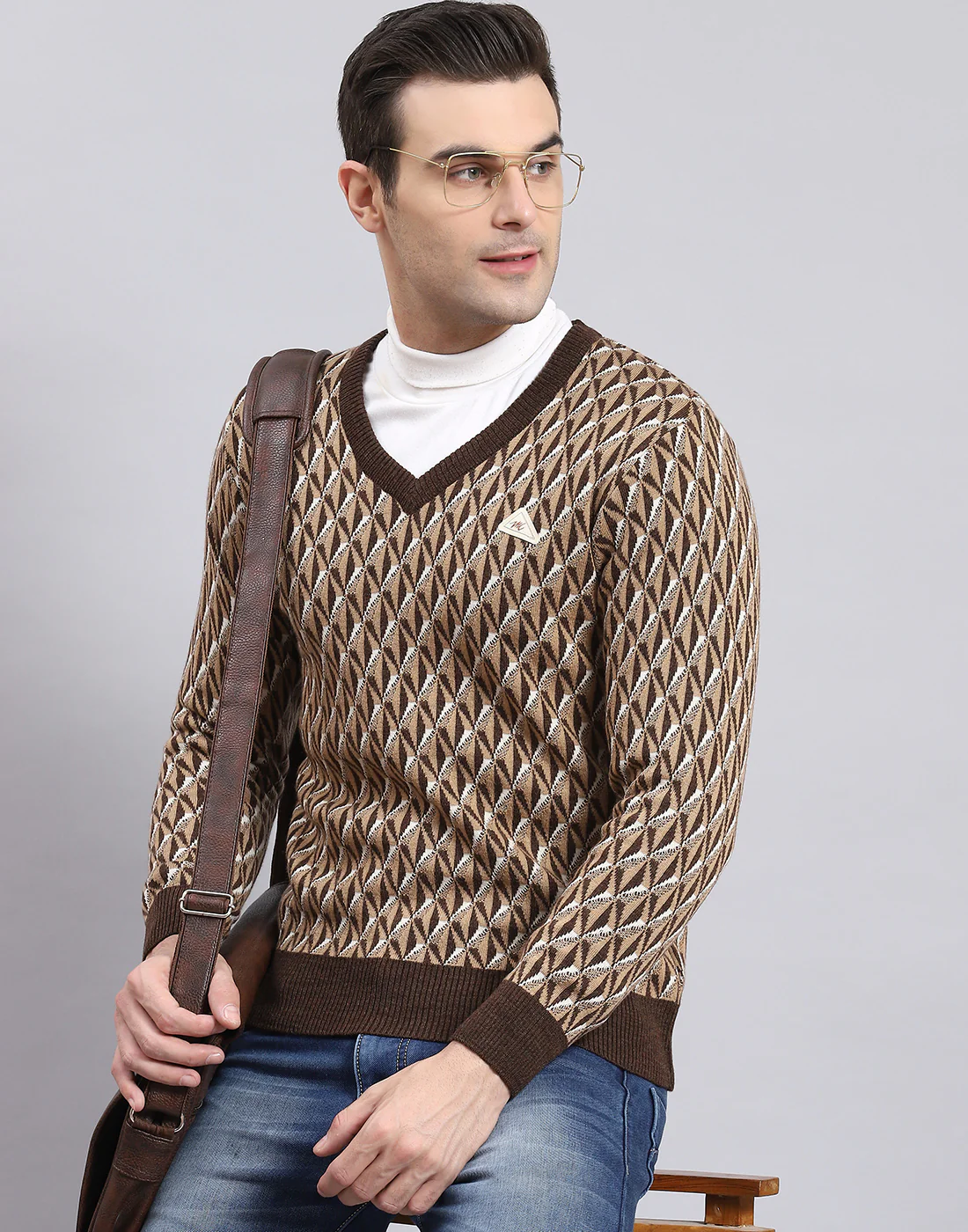 Men Brown Self Design V Neck Full Sleeve Sweater - Image 2