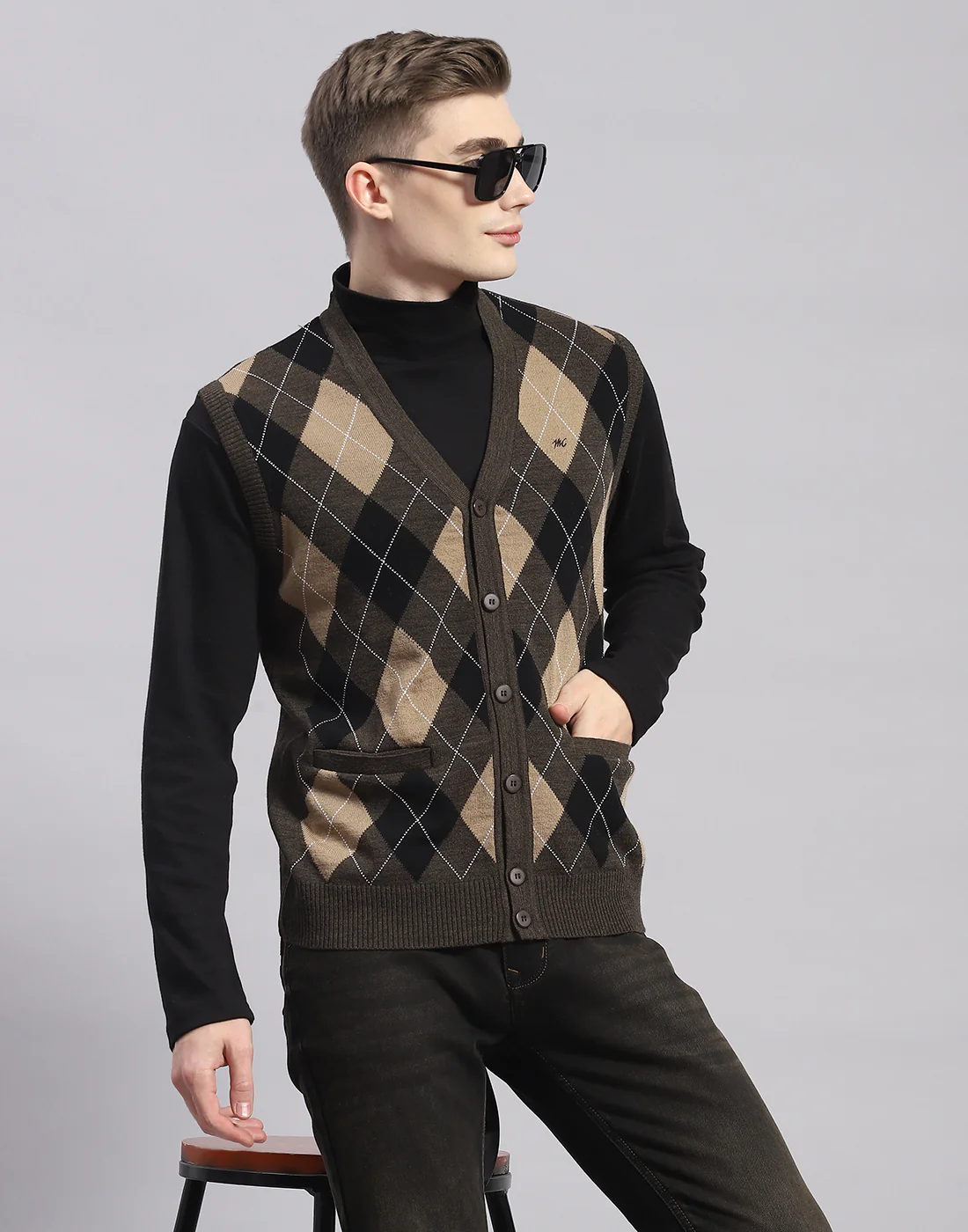 Men Brown Self Design V Neck Sleeveless Cardigan - Image 6