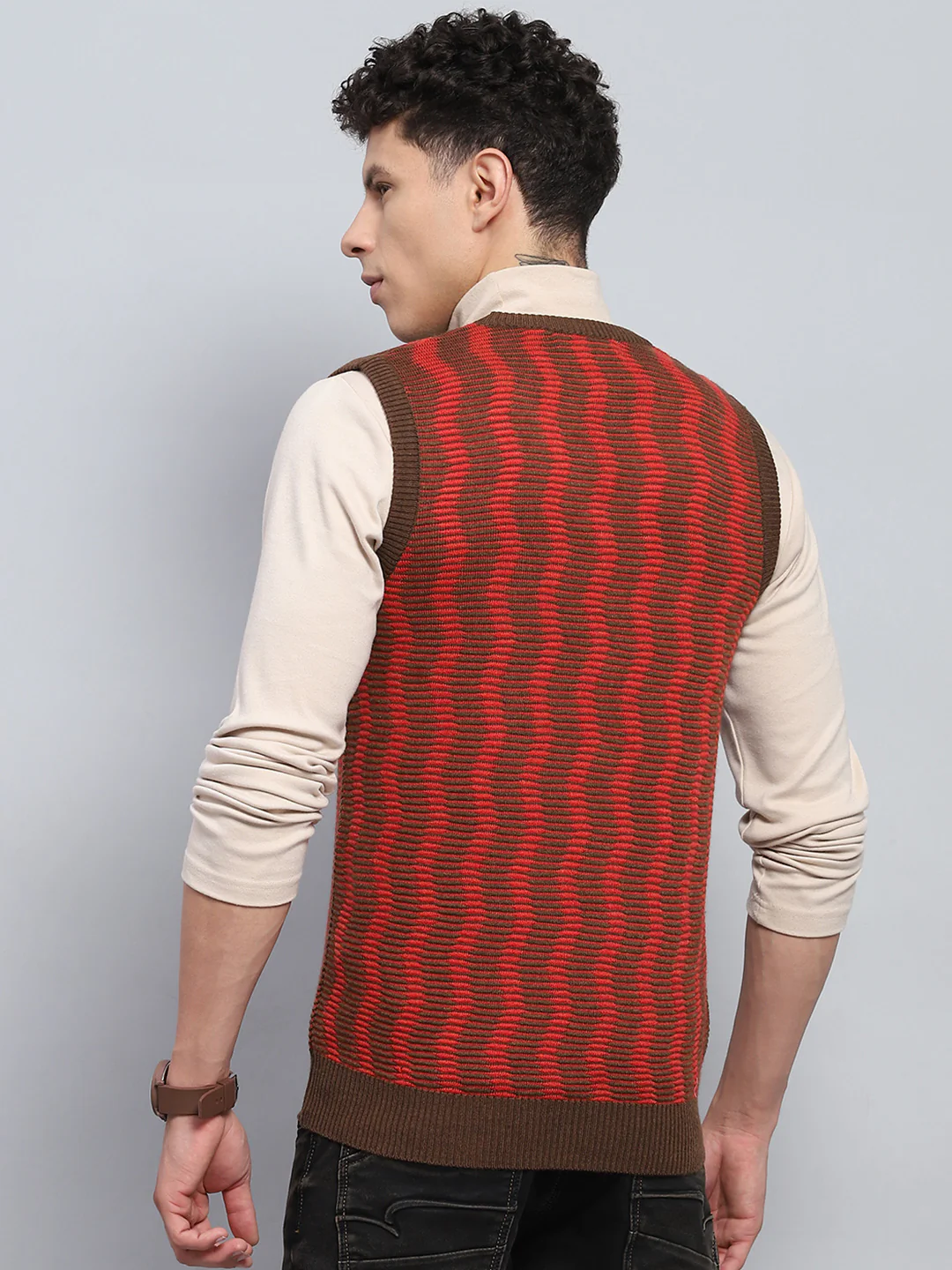 Men Brown Self Design V Neck Sleeveless Sweater - Image 5