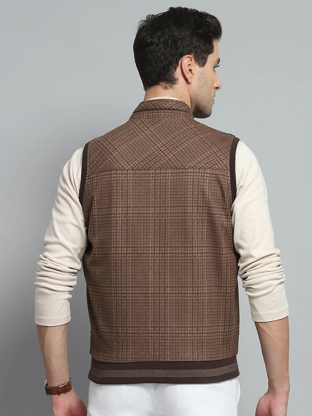 Men Brown Solid Band Collar Sleeveless Reversible Jacket - Image 5