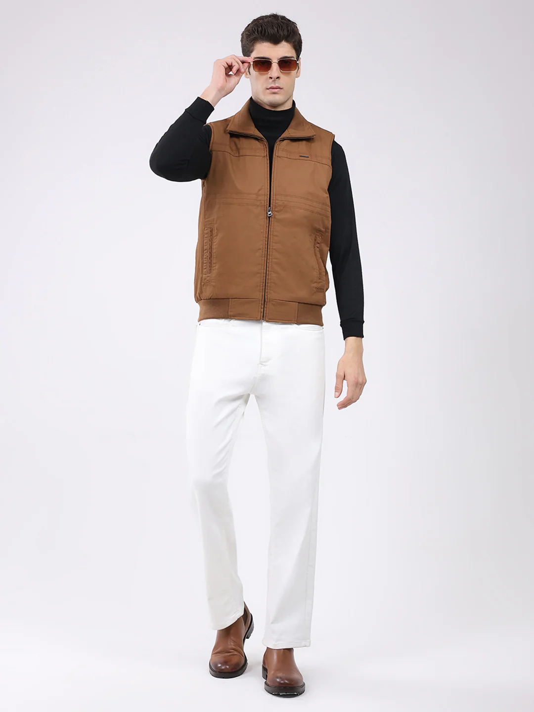 Men Brown Solid Collar Sleeveless Jacket - Image 2