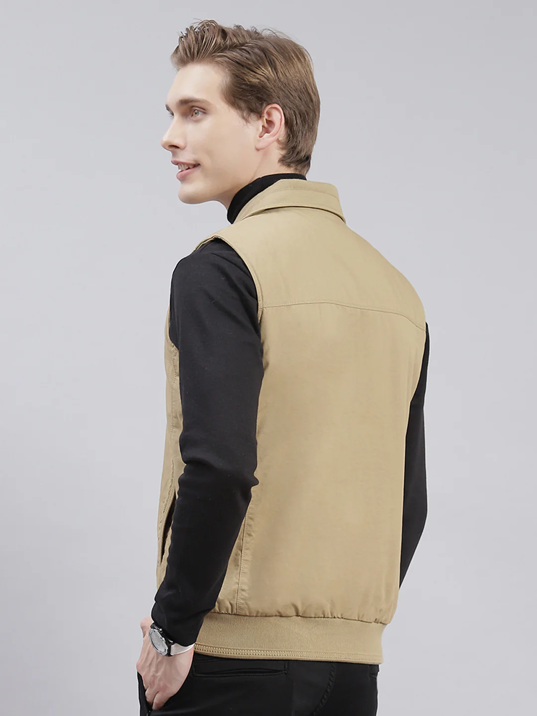Men Brown Solid Collar Sleeveless Jackets - Image 5