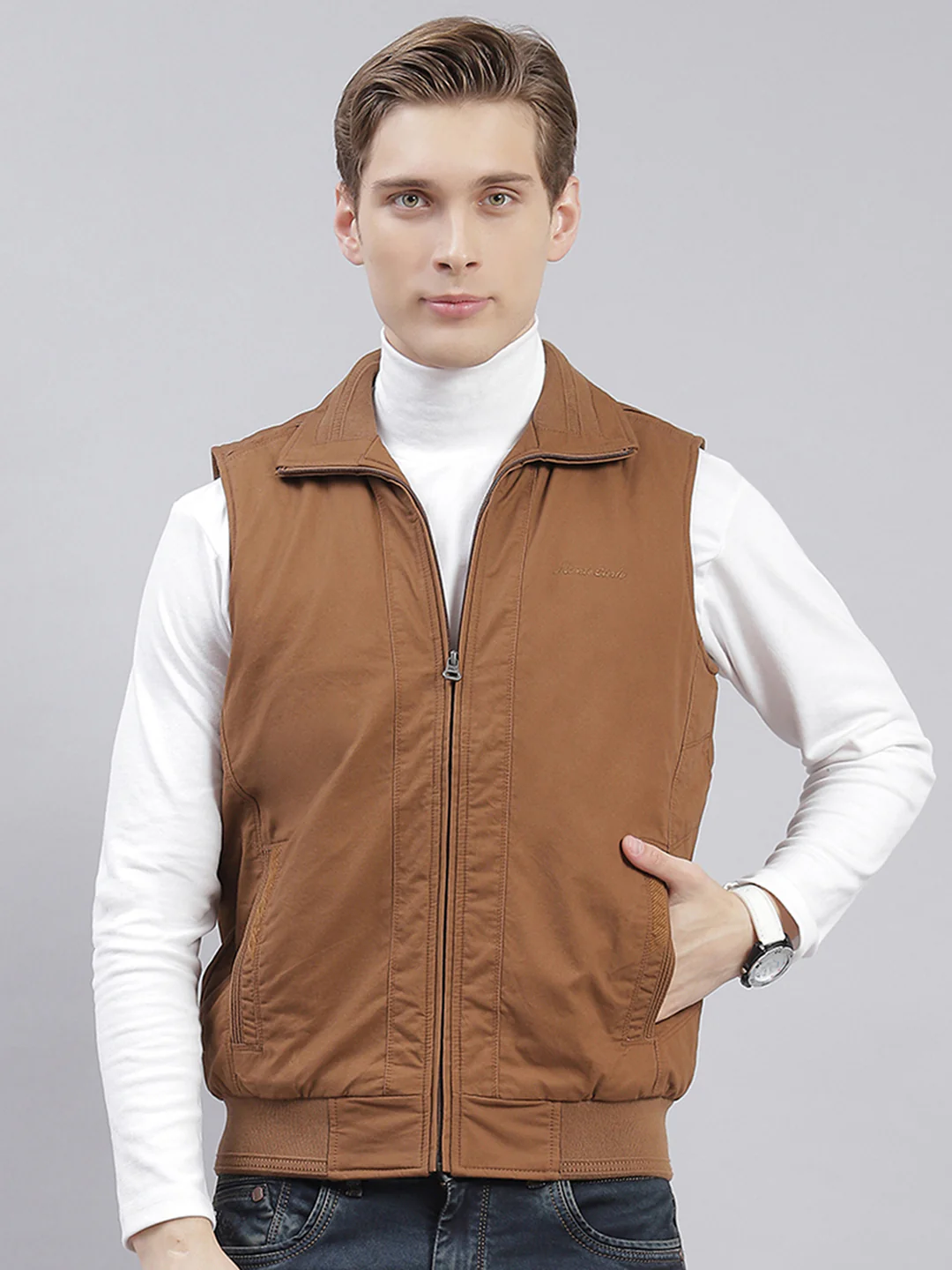 Men Brown Solid Collar Sleeveless Jackets - Image 4