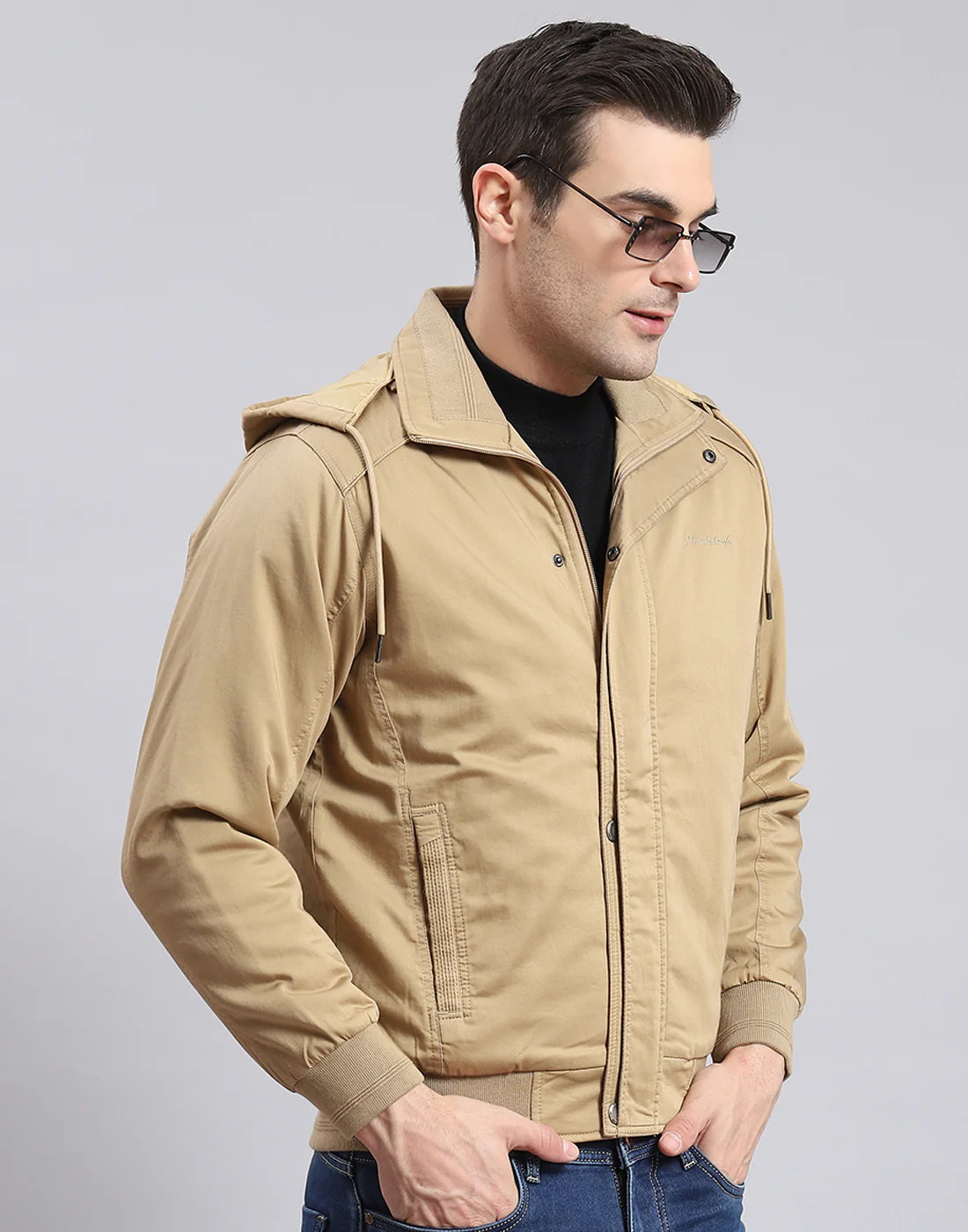 Men Brown Solid Hooded Full Sleeve Jacket - Image 4