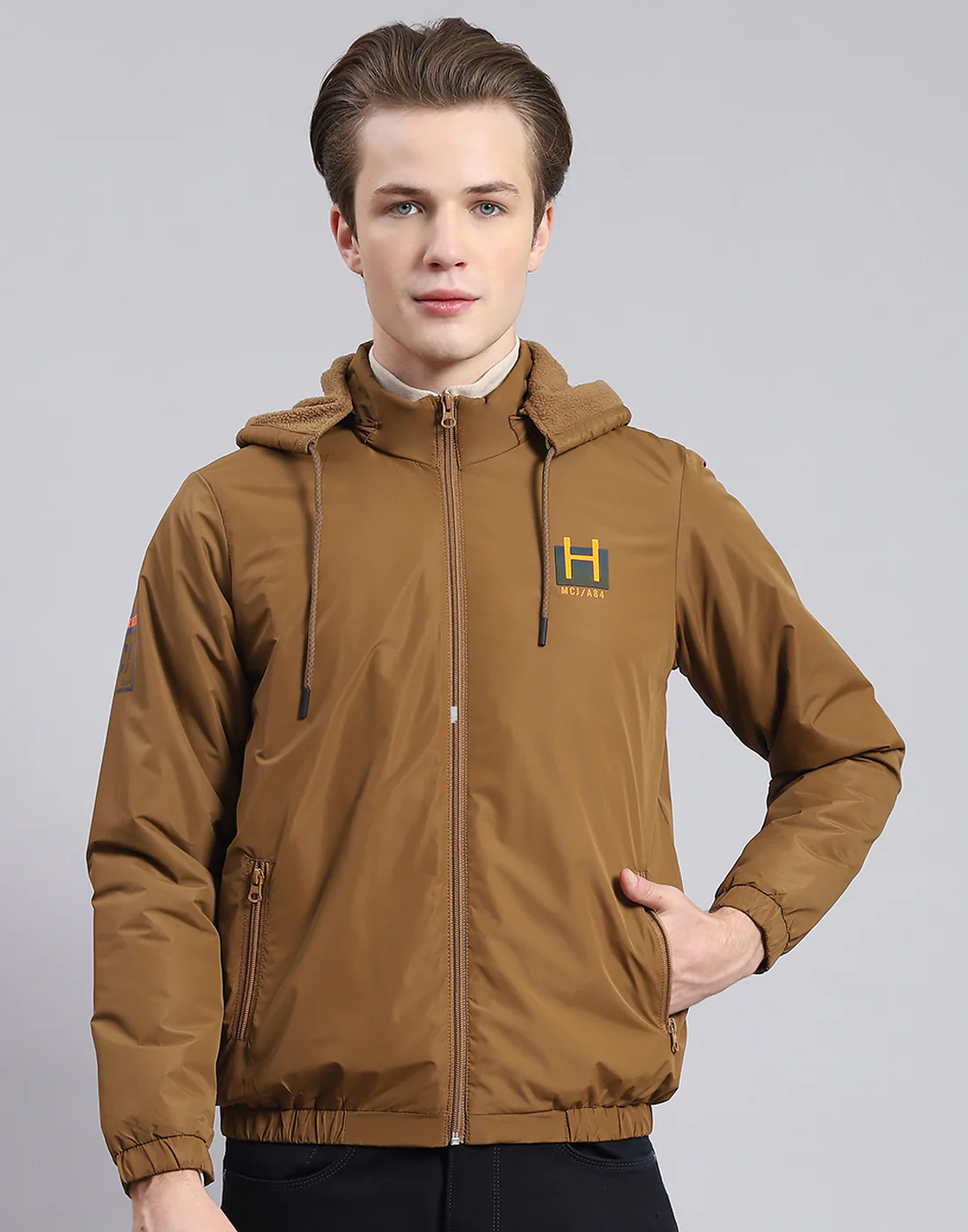 Men Brown Solid Hooded Full Sleeve Jacket - Image 3