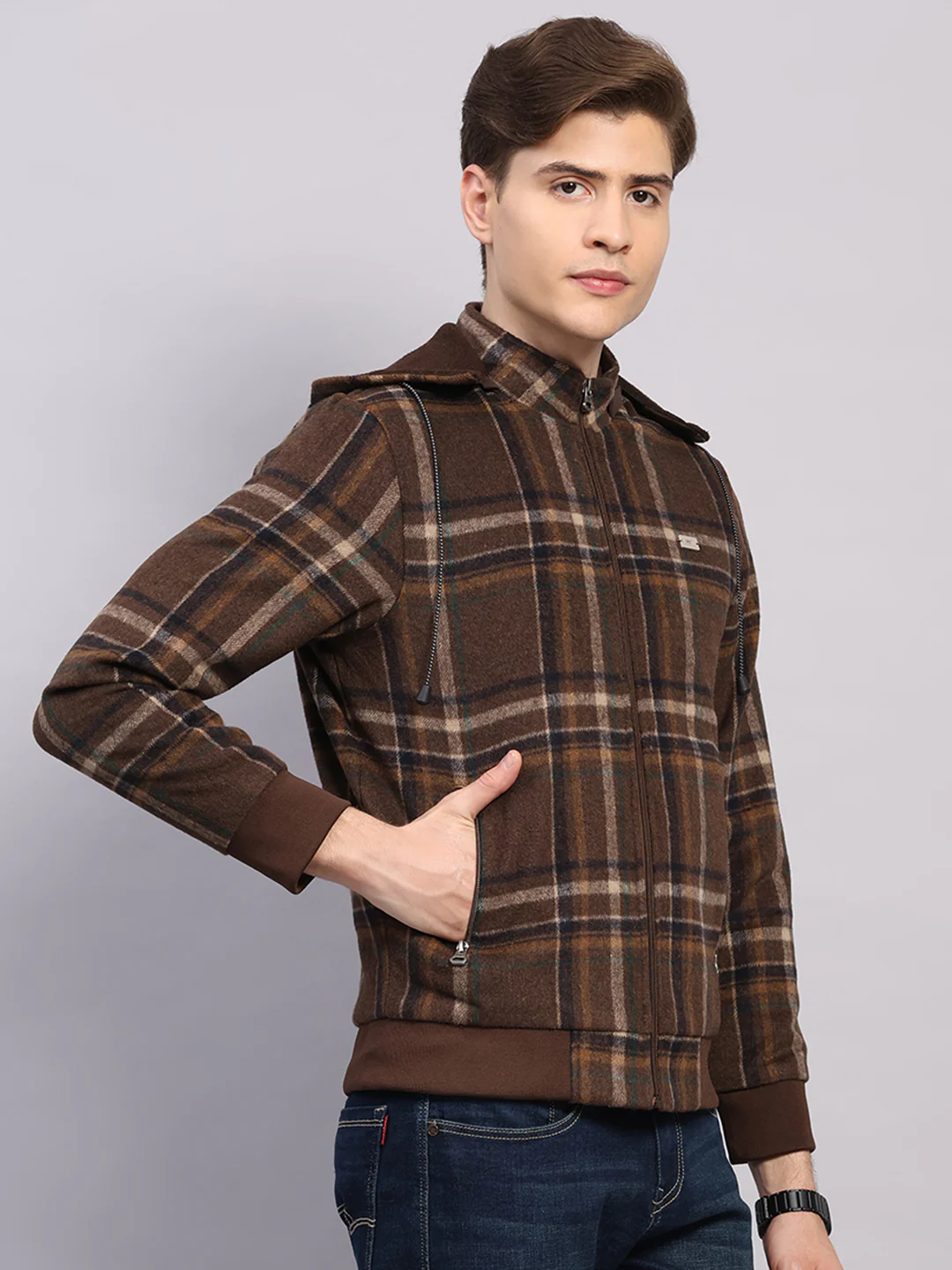 Men Brown Solid Hooded Full Sleeve Jacket - Image 4
