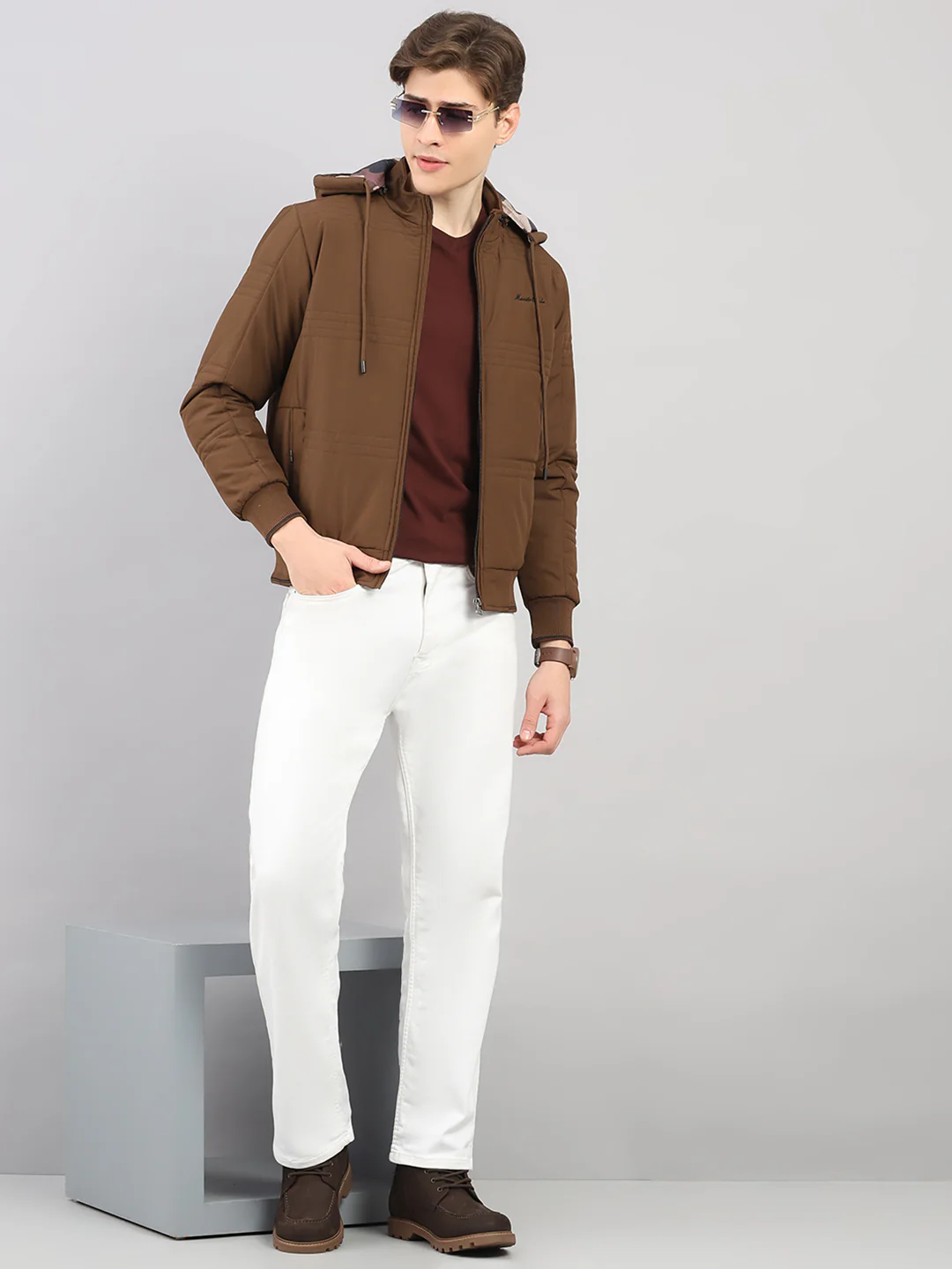 Men Brown Solid Hooded Full Sleeve Jacket - Image 2