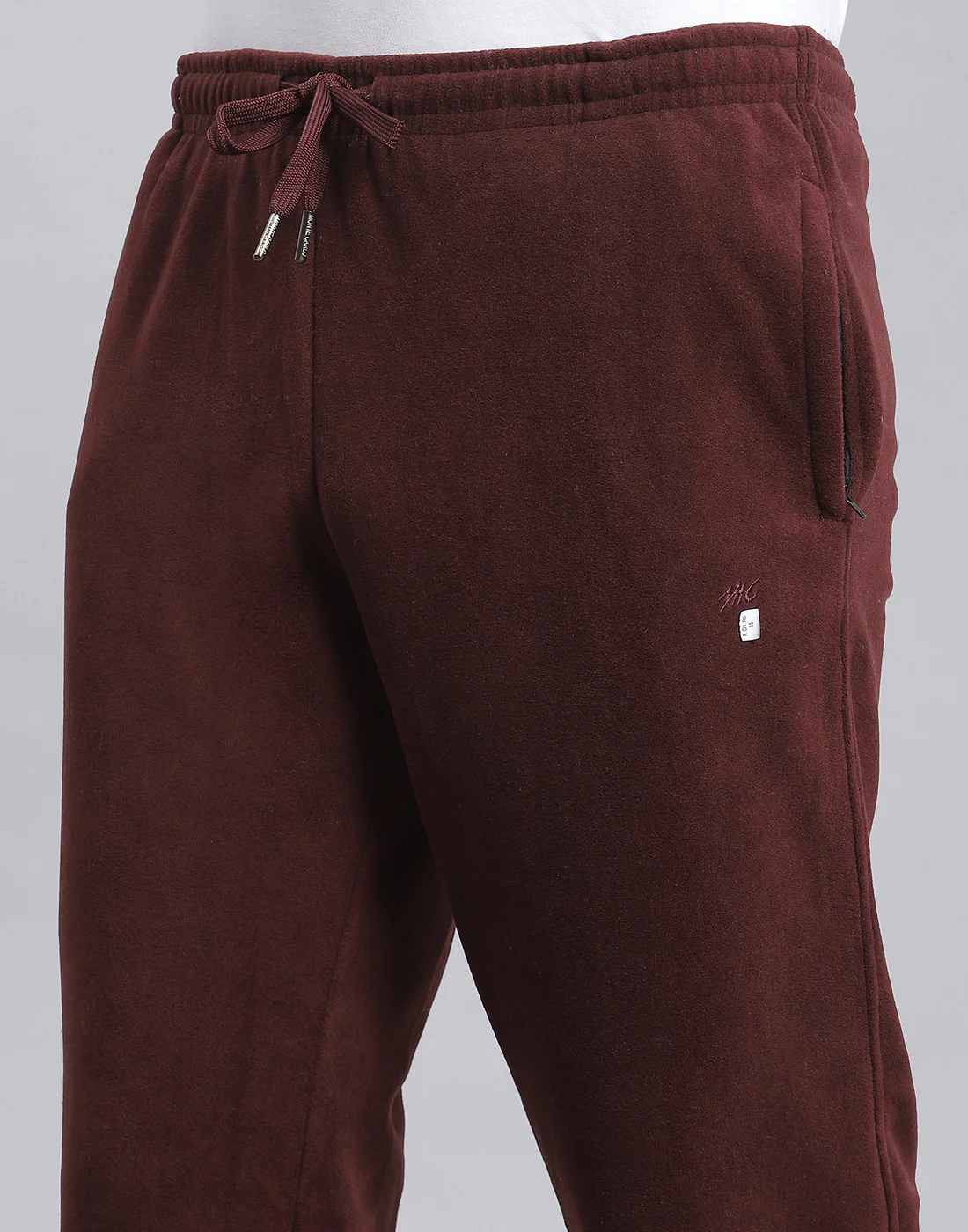 Men Brown Solid Hooded Full Sleeve Tracksuit - Image 9