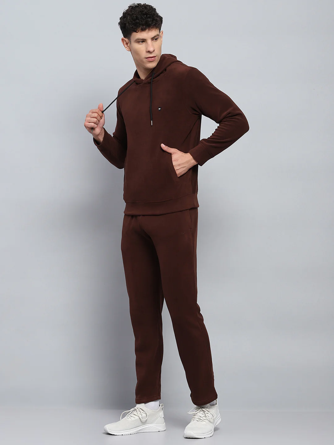 Men Brown Solid Hooded Full Sleeve Winter Tracksuit - Image 3