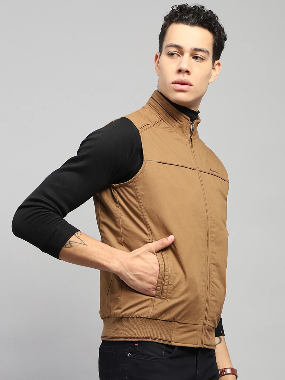 Men Brown Solid Mock Neck Sleeveless Jacket - Image 4