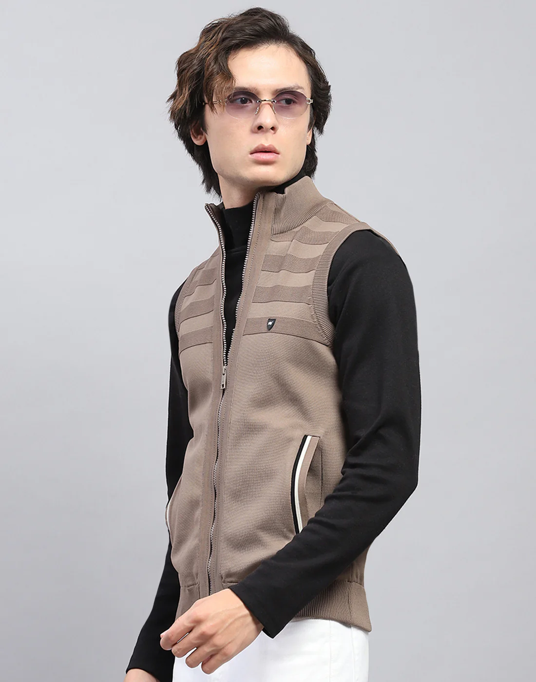 Men Brown Solid Mock Neck Sleeveless Sweater - Image 6
