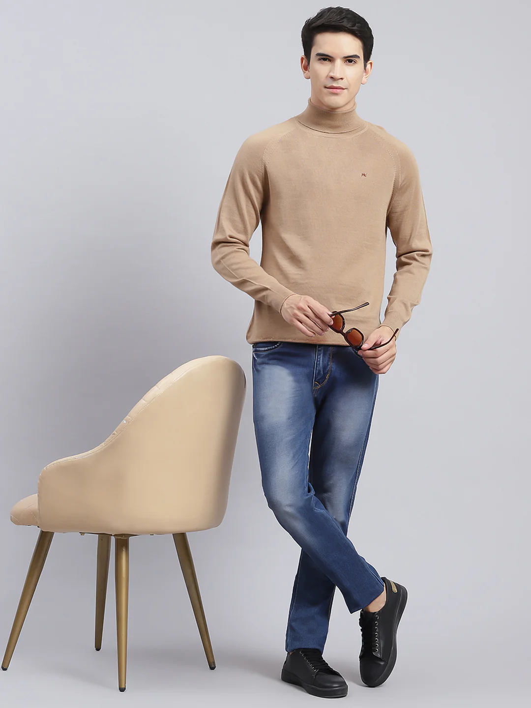 Men Brown Solid Pure wool Pullover - Image 2