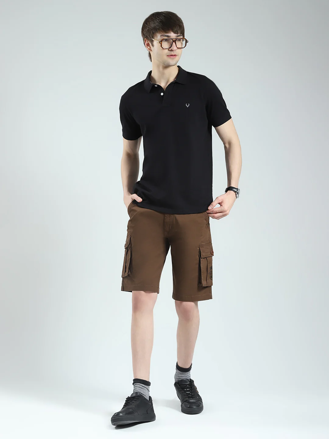 Men Brown Solid Regular Fit Shorts - Image 2