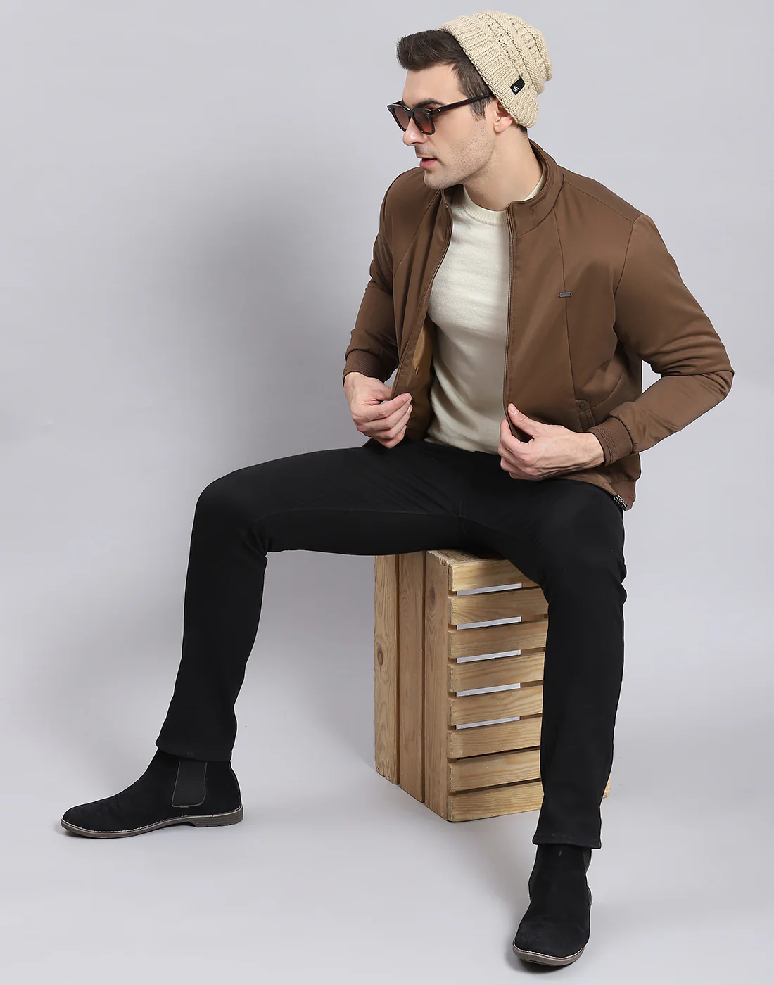 Men Brown Solid Stand Collar Full Sleeve Jacket - Image 7